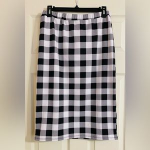 Klassy Girl small black and white, buffalo plaid, pencil skirt comfortable, cute